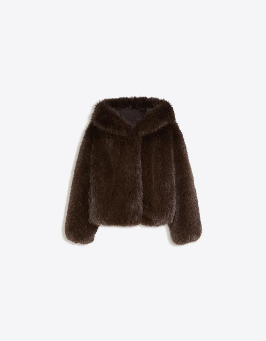 Blouson fourrure à capuche