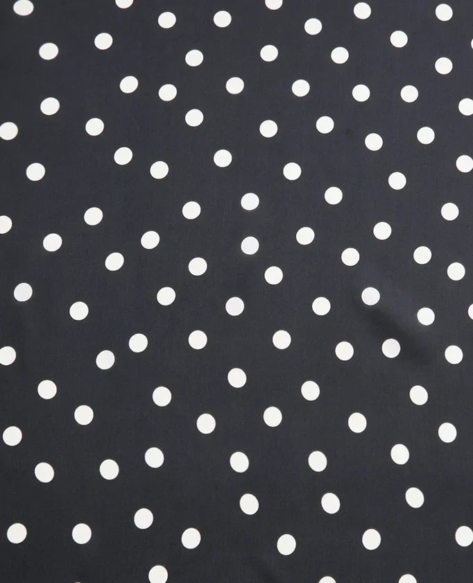 Foulard en satin motif pois